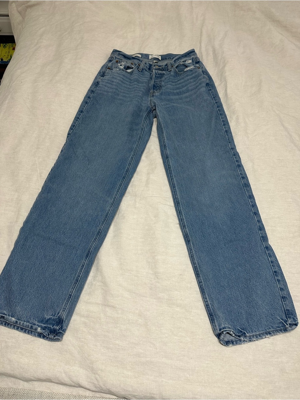 90s baggy jeans
